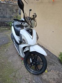 sym simphony st200