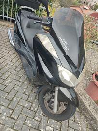 scooter Yamaha mayestj 400