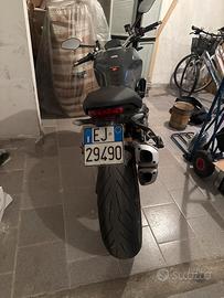 Ducati monster 1200s
