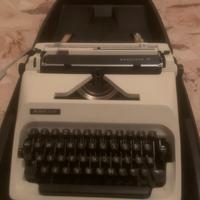 Macchina da scrivere