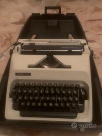 Macchina da scrivere