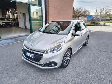 PEUGEOT 208 82CV 5 porte Allure NEOPATENTATI