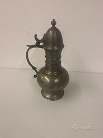 Teiera in peltro puro XX secolo