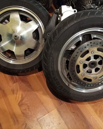 Ricambi burgman 400 anno 2000