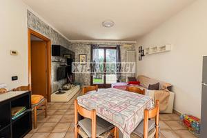 APPARTAMENTO PIANO TERRA CON GIARDINO, GARAGE E PO