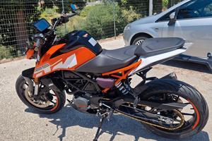 ktm duke 125