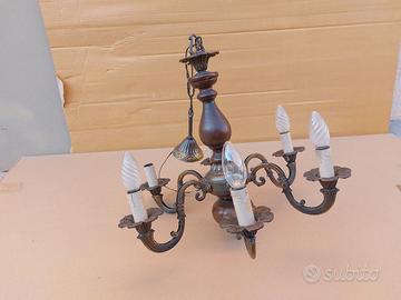 Lampadario vintage in ottone e legno – 6 luci