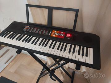 Tastiera Digitale Yamaha PSR F51 +Sostegno Rockjam