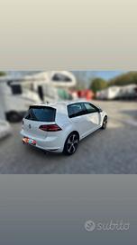 VOLKSWAGEN Golf 7ª serie - GTI 2015