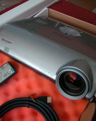 Videoproiettore Sharp XV-Z2000 e accessori
