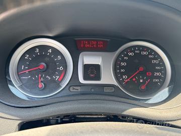 Clio Renault serie 3