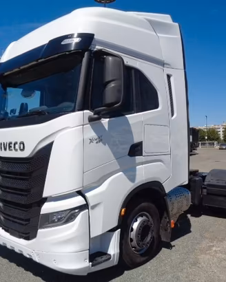 Iveco X-WAY 490 TRATTORE