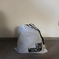 zaino love moschino