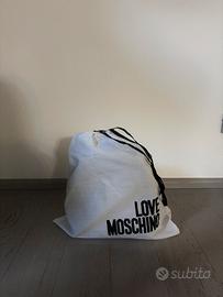 zaino love moschino