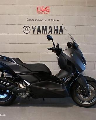 Yamaha X-Max 300 Tech Max