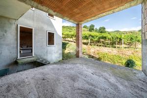 CASA DI CORTE A SAN GIOVANNI ILARIONE