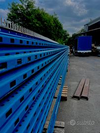 Stock scaffalatura portapallet