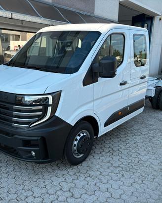 DOPPIA CABINA 7 POSTI NISSAN INTERSTAR