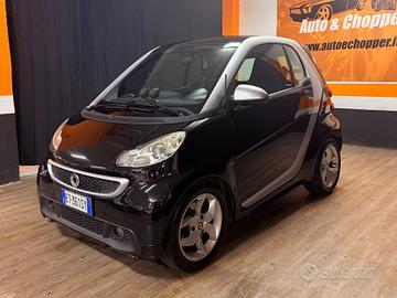 MAGNIFICA SMART FORTWO COUPE CON SOLI 50.961 KM AD