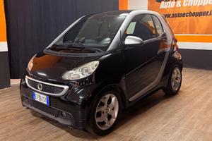 MAGNIFICA SMART FORTWO COUPE CON SOLI 50.961 KM AD