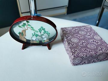 Soprammobile cinese ovale vintage sughero