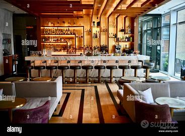 Ramo d'azienda , bar con cucina