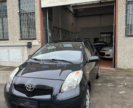 Toyota Yaris 1.0 5 porte Now GPL