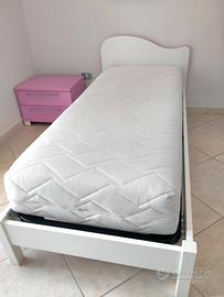 Letto singolo con materasso