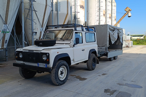 Carrello rimorchio telonato