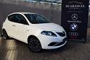 lancia-ypsilon-1-0-firefly-hybrid-70-cv-gold
