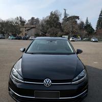 Volkswagen Golf 1.6 TDI Executive – Navi – Cruise 