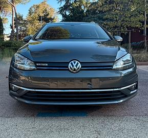 VW GOLF VARIANT 1.4 TGI Bluemotion Highline