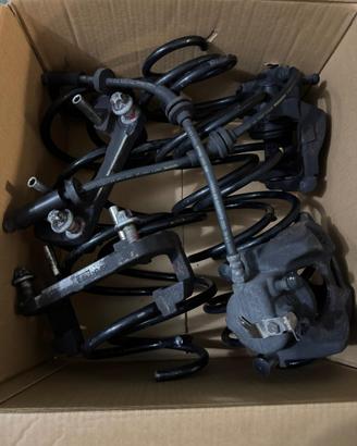 Set 4 molle e pinze anteriori Giulietta 1.4tb