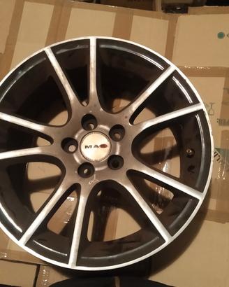 Kit 4 Cerchi in lega MAK Veleno Mirror - 5 Fori