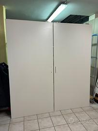 Porte scorrevoli complete di binari