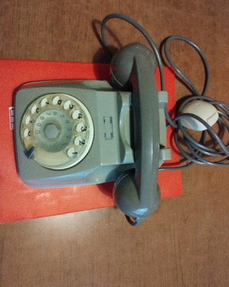 telefono.  a.  disco