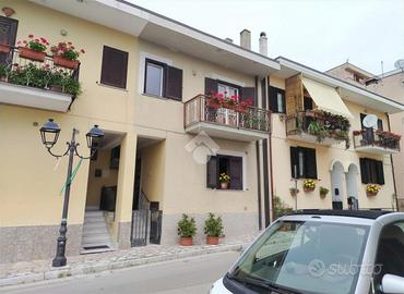 CASA SEMINDIPENDENTE A SAN MANGO SUL CALORE