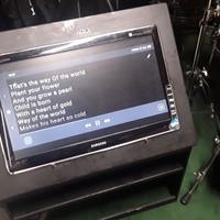 gobbo monitor video da palco per  musicisti