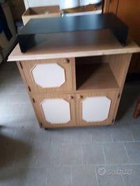 Mobiletto televisore