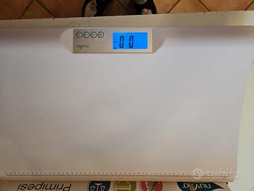 bilancia neonati nuvita