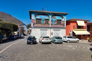 Locale commerciale con posizione unica