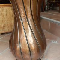 portaombrelli in rame sbalzato a mano