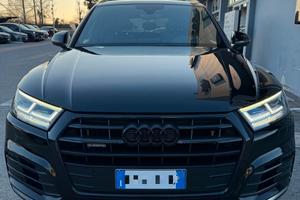 Audi Q5 S line 2.0 TDI – Anno 2020 – Full Optional
