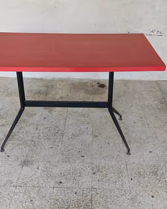 Tavolo in formica