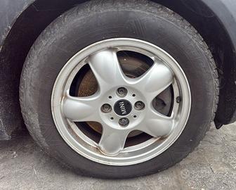 N4 cerchi in lega R15 + pneumatici MINI COOPER R56