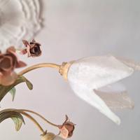 Coppia di Lampadari vintage fiorentini con rose 