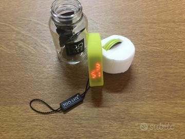 Orologio Led Original TOO LATE giallo ac misura L