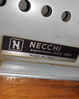 MACCHINA DA CUCIRE NECCHI mod.255supernovajulia534