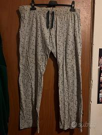 Pantaloni di pigiama grigio con stelle