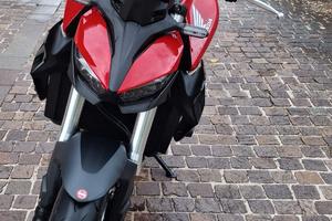 Honda Hornet 1000 2025